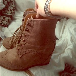 F21 taupe lace up wedges!