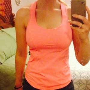 Lululemon Coral Top Size 8
