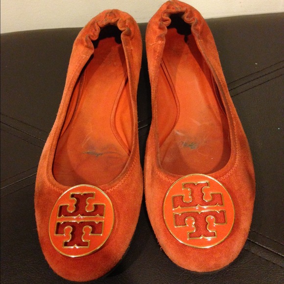 Tory Burch Orange Suede flats with gold emblem 8
