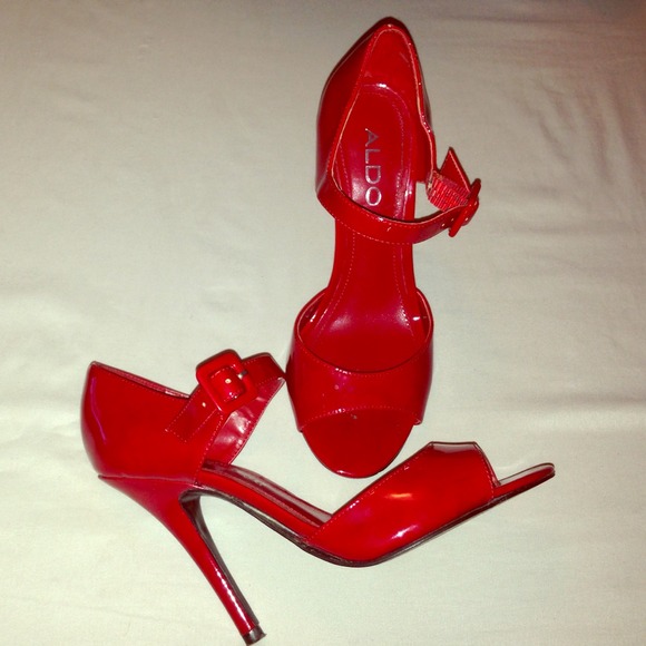 Aldo red heels 👠💄