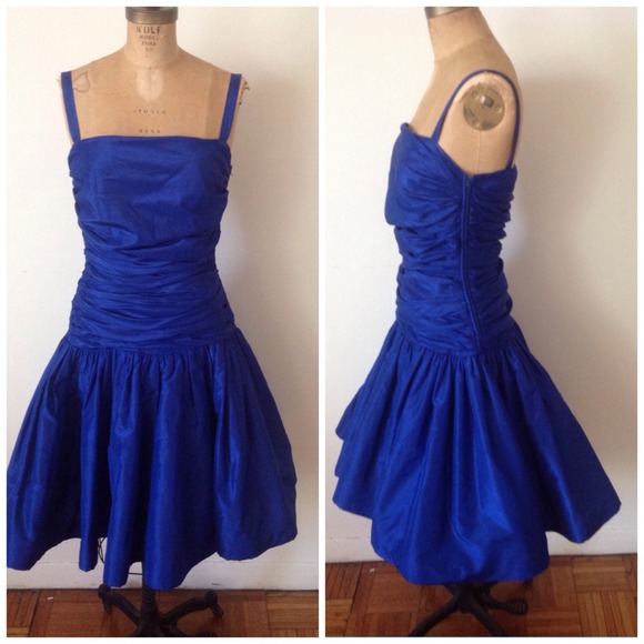 SOLD Oscar de la Renta blue silk dress