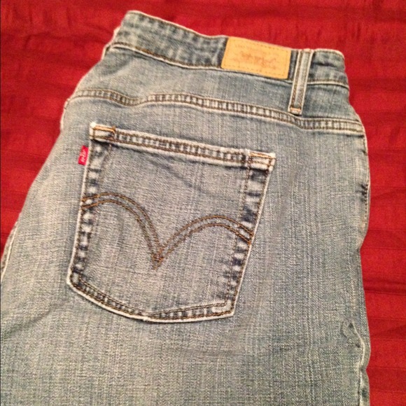 Levi jeans