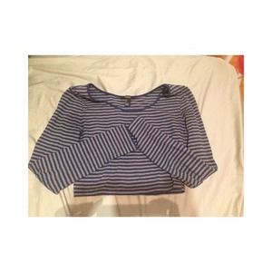 Long sleeve crop top