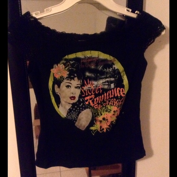 Audrey Hepburn Graphic Scoop Neck Tee