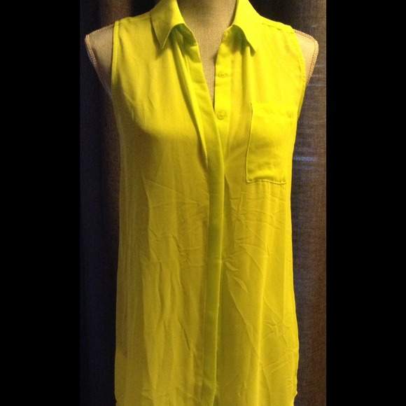 🚫DONATED🚫 NEW SLEEVELESS LONG TOP