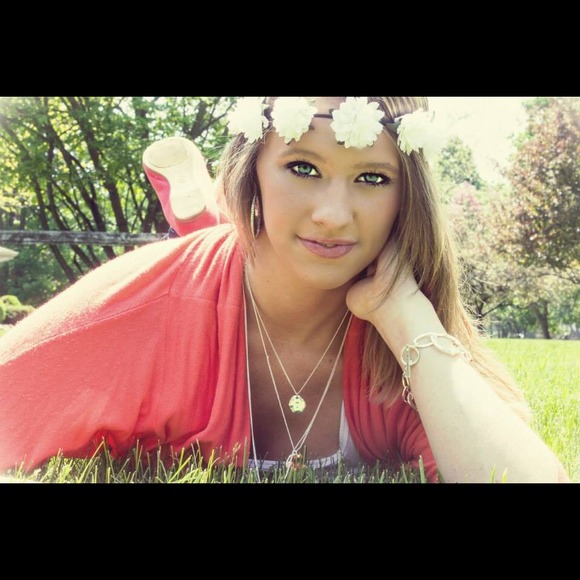 Visit chloeandisabel.com, message me for details! - Picture 2 of 3