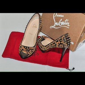 🔴FLASH SALE🔴 Authentic Christian Louboutin!!!