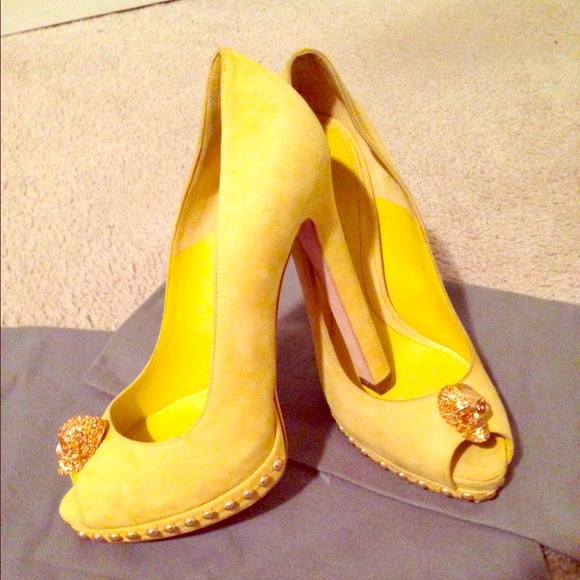 ❌❌sold❌❌Alexander McQueen Pumps