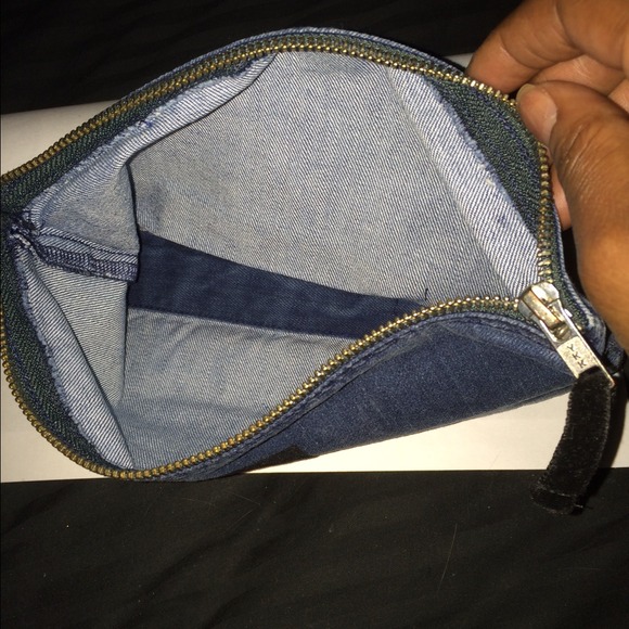 NEW DL1961 Cosmetics Case - Picture 3 of 3