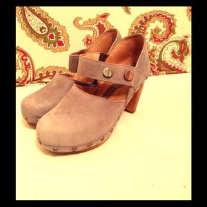 Sanita Mary Jane clogs. Size 7