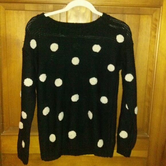 Black polka dot sweater