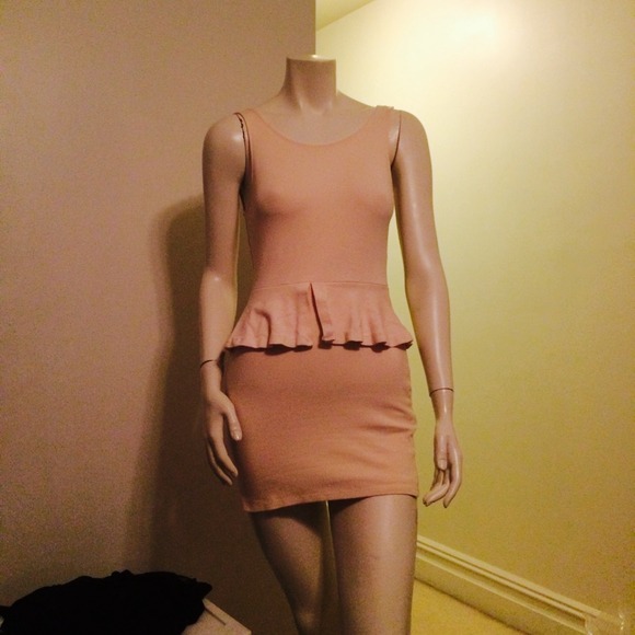 Zara Dresses Zara Sleeveless Peplum Bodycon Dress In Blush Pink