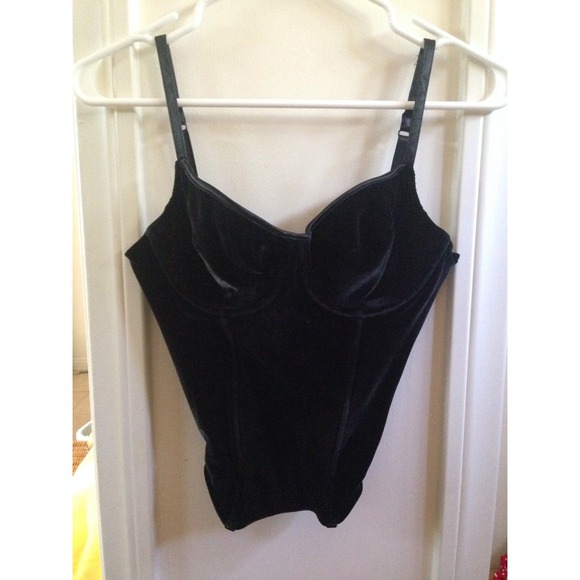 Victoria's Secret Velvet Corset