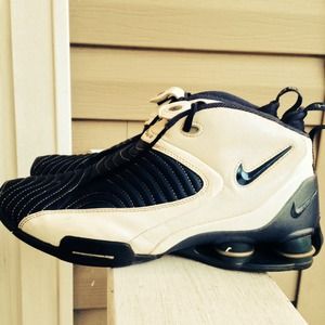 Nike Shox BbMique