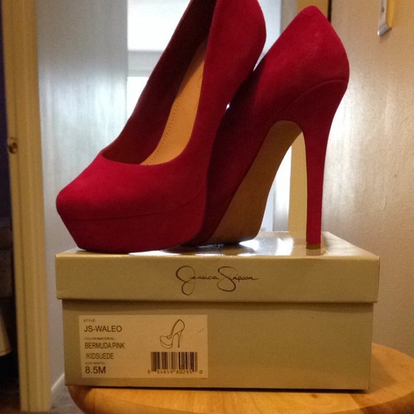 Jessica Simpson Suede Pink Pump! SUMMER FUN!