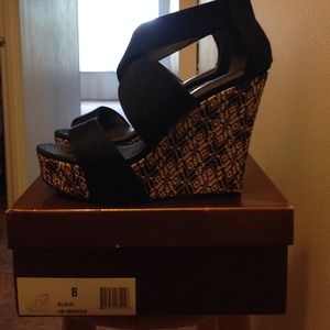 Open toe Cris Cross Summer Wedge