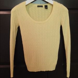 Sweater cable knit