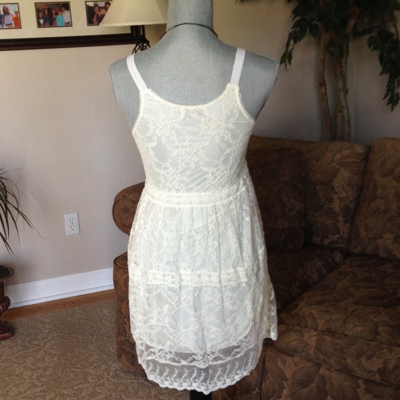 🌺BUNDLED🌺 off-white dress. - Picture 3 of 4