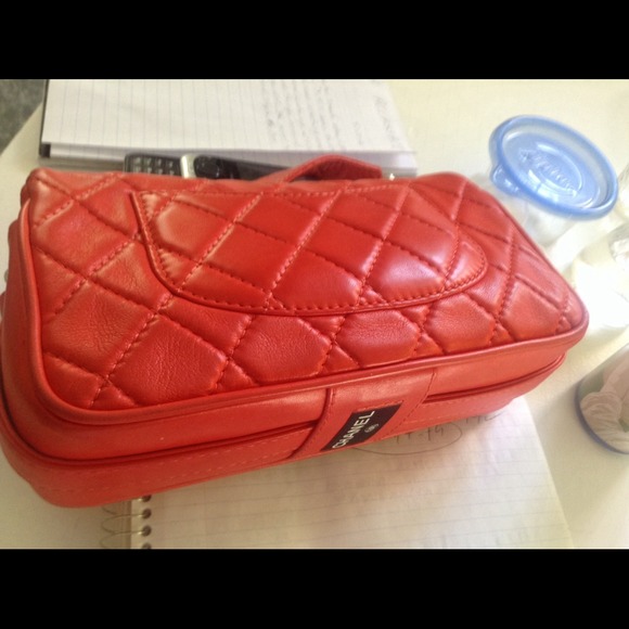 Chanel coral flap bag - Picture 3 of 3