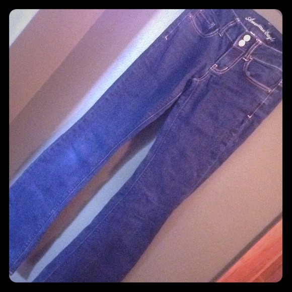 Like new super stretch American eagle jeans!