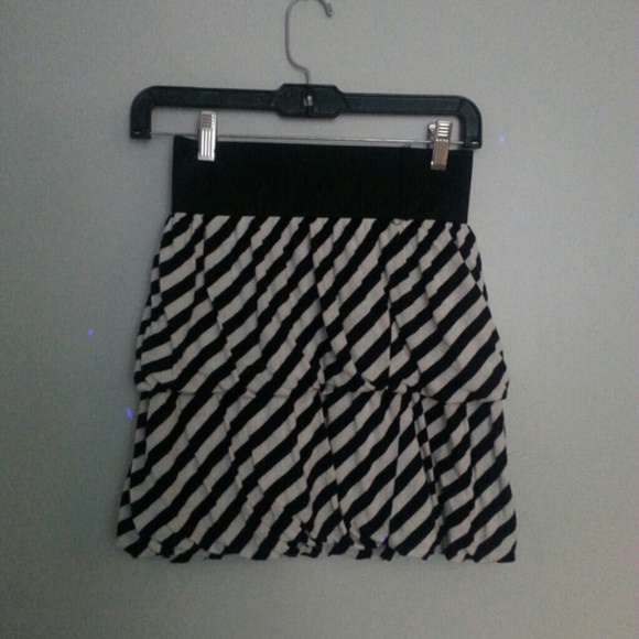 Khols skirt M