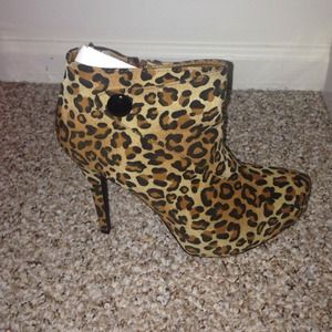 , cheetah print ankle boot