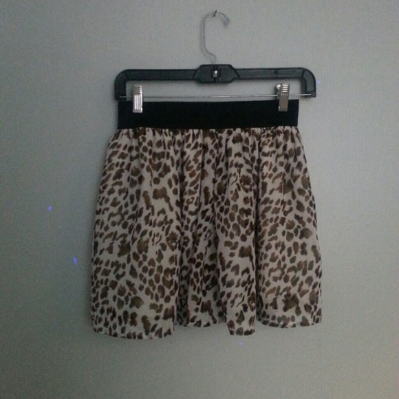 Rue 21 skirt M