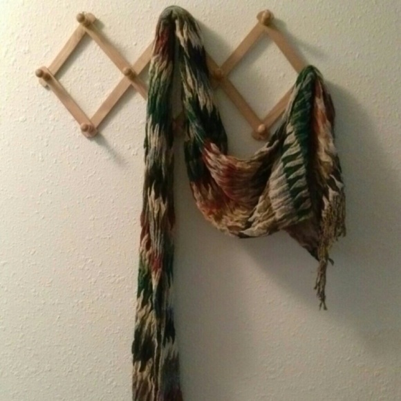 Multi color scarf - Picture 1 of 1