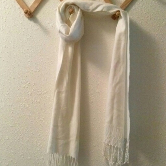 Tassel scarf - Picture 1 of 1