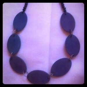Gray geometric statement necklace