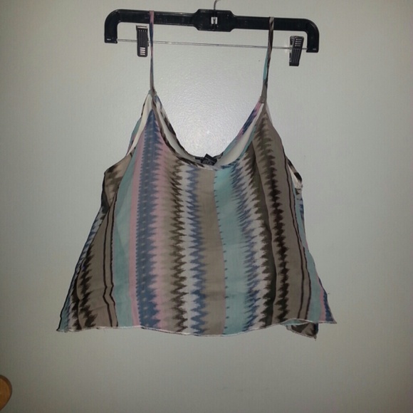 Rue 21 crop top L