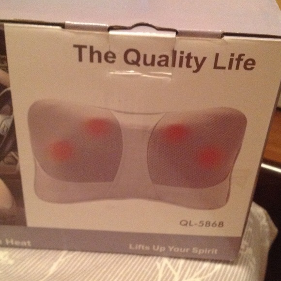 Massage cushion (it heats up!)