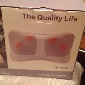 Massage cushion (it heats up!)