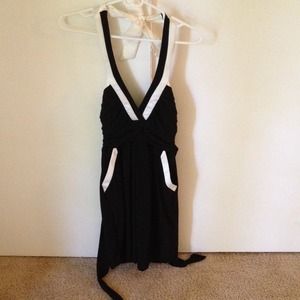 Jodi kristopher black and white halter dress