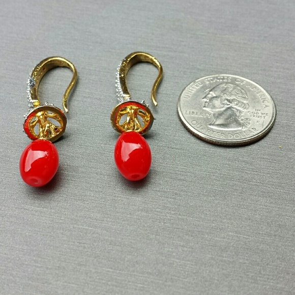 Cubic zirconia & red earrings - Picture 2 of 3