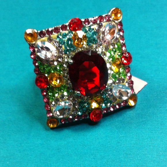 E5 Multi Color Austrian Faceted Crystals in - Picture 3 of 4