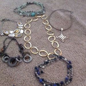 Premier jewelry never worn . Very pretty