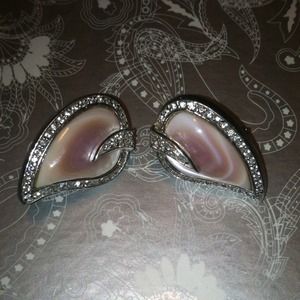 Elegant Earrings * *