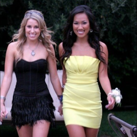 SOLD ❌ Cache yellow prom/formal mini dress - Picture 3 of 4