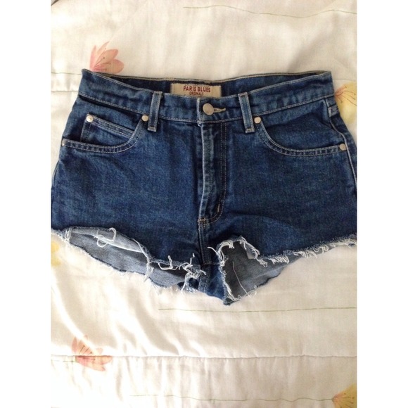 Mid waisted shorts