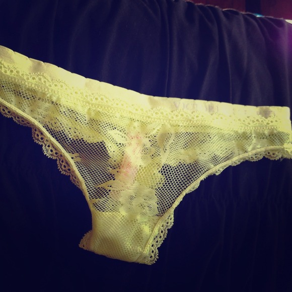 VS Thong Bundle