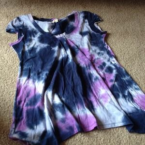 Olsenboye tie-dye top