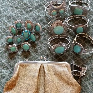 BUNDLE Reserved for @lorenad_21. 17 items!