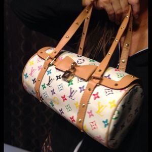 LV MONOGRAM barrel LV magnetic closure