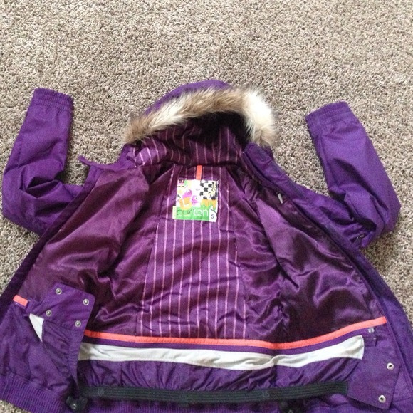 Burton tabloid snowboard jacket! Worn once! - Picture 2 of 3