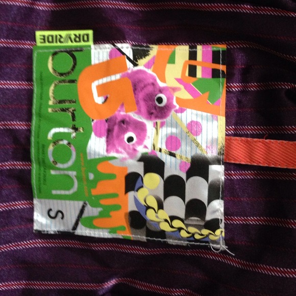 Burton tabloid snowboard jacket! Worn once! - Picture 3 of 3