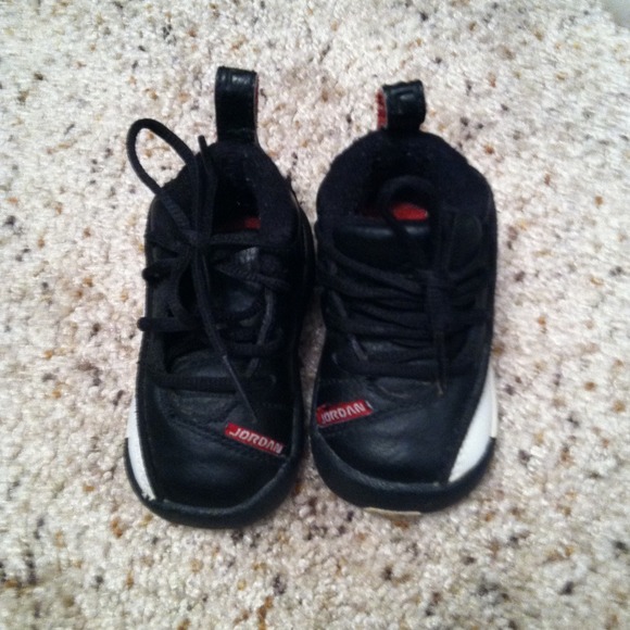 Baby Jordan's - Picture 1 of 2