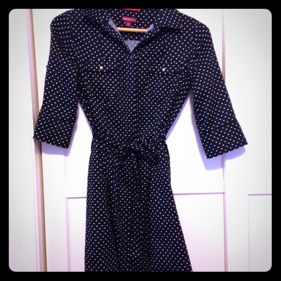 🚫SOLD Black with white polka dot dress