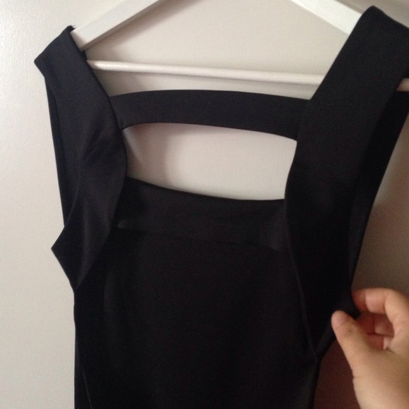 Sexy at back, check on the pics that listed - Picture 4 of 4