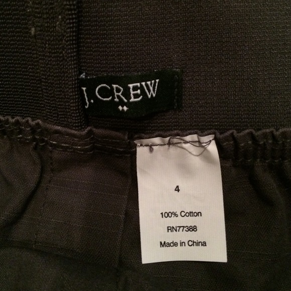 g r e y • s k i r t - Picture 2 of 3